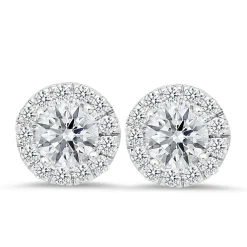 18K white gold stud earrings with 0.42 CT and 2.00 CT diamonds