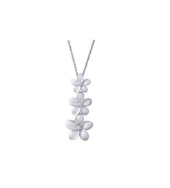 14kw 6, 8 & 10mm Plumeria Lei Slide Pendant with 3 diamonds