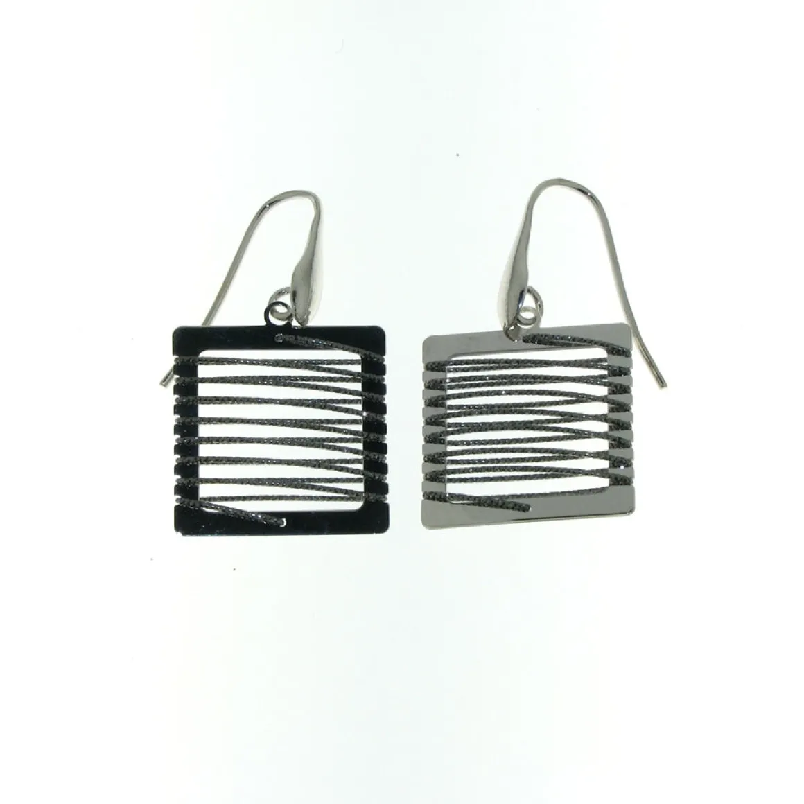 Sterling Silver Square-Shaped Dangle Earrings With A Spiral Glitter Wire Design